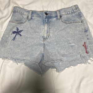 Barely worn bought this summer aerie mom shorts, size 10, denim